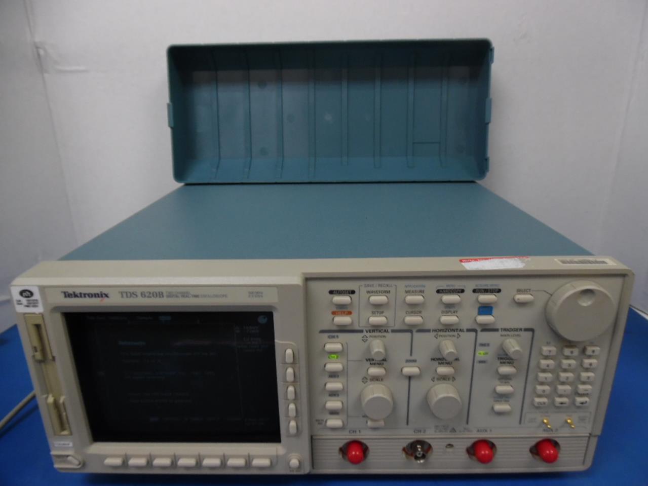 TEKTRONIX TDS 620B 2-CHANNEL DIGITAL REAL-TIME OSCILLOSCOPE